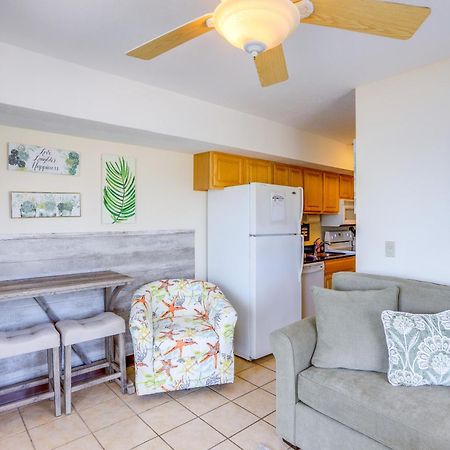 Apartamento Waterfront Bass Island Retreat With Balcony And Tv Put-in-Bay Exterior foto