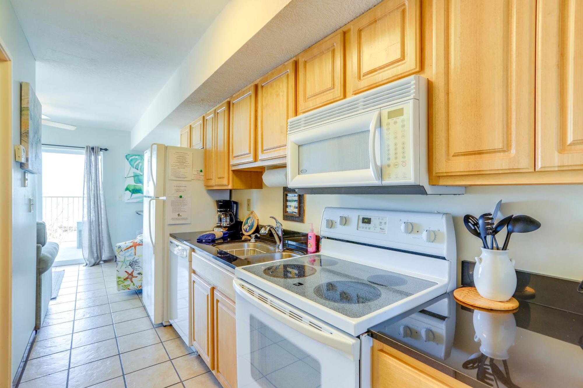 Apartamento Waterfront Bass Island Retreat With Balcony And Tv Put-in-Bay Exterior foto