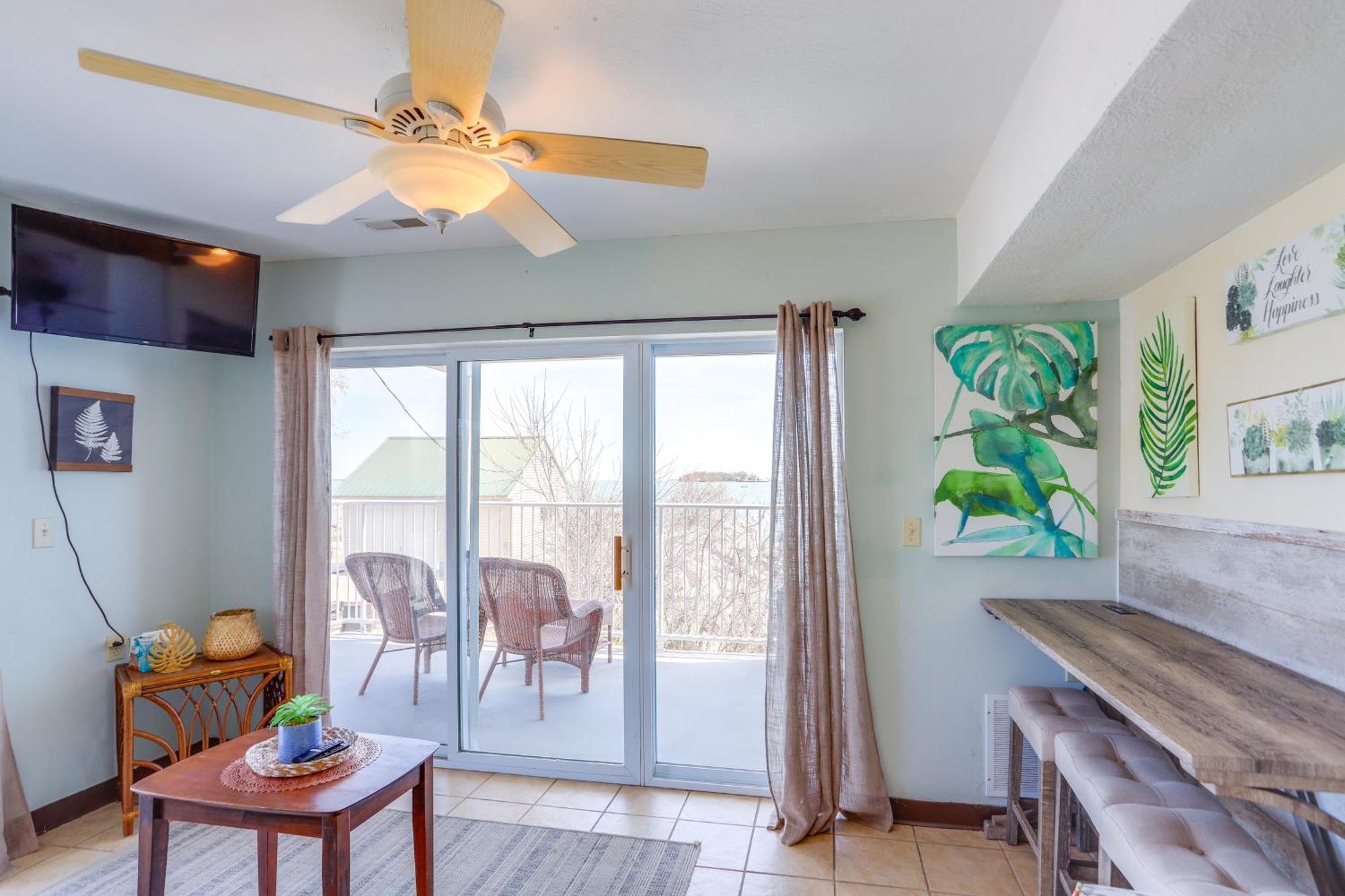 Apartamento Waterfront Bass Island Retreat With Balcony And Tv Put-in-Bay Exterior foto